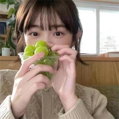 暗红